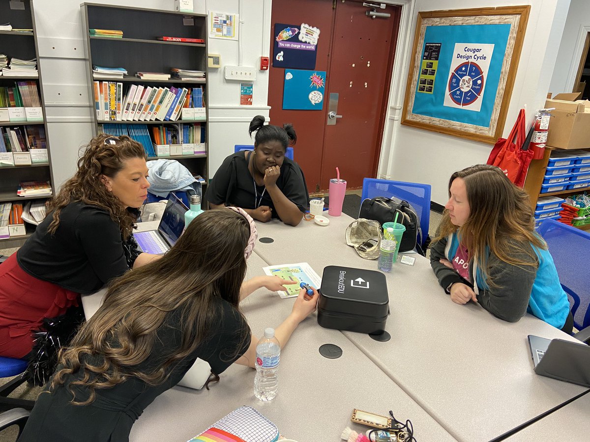 ClassWithCarmen's tweet photo. I love being able to do meaningful PD with teachers that support their interests and goals. Love seeing teachers immediately plan to implement @breakoutEDU &amp; @BeebotCo in the K-1 classroom. @Coltranewebb @mgnsmith @Megs3203 @CCSSTEM https://t.co/2xFTMDbpLf