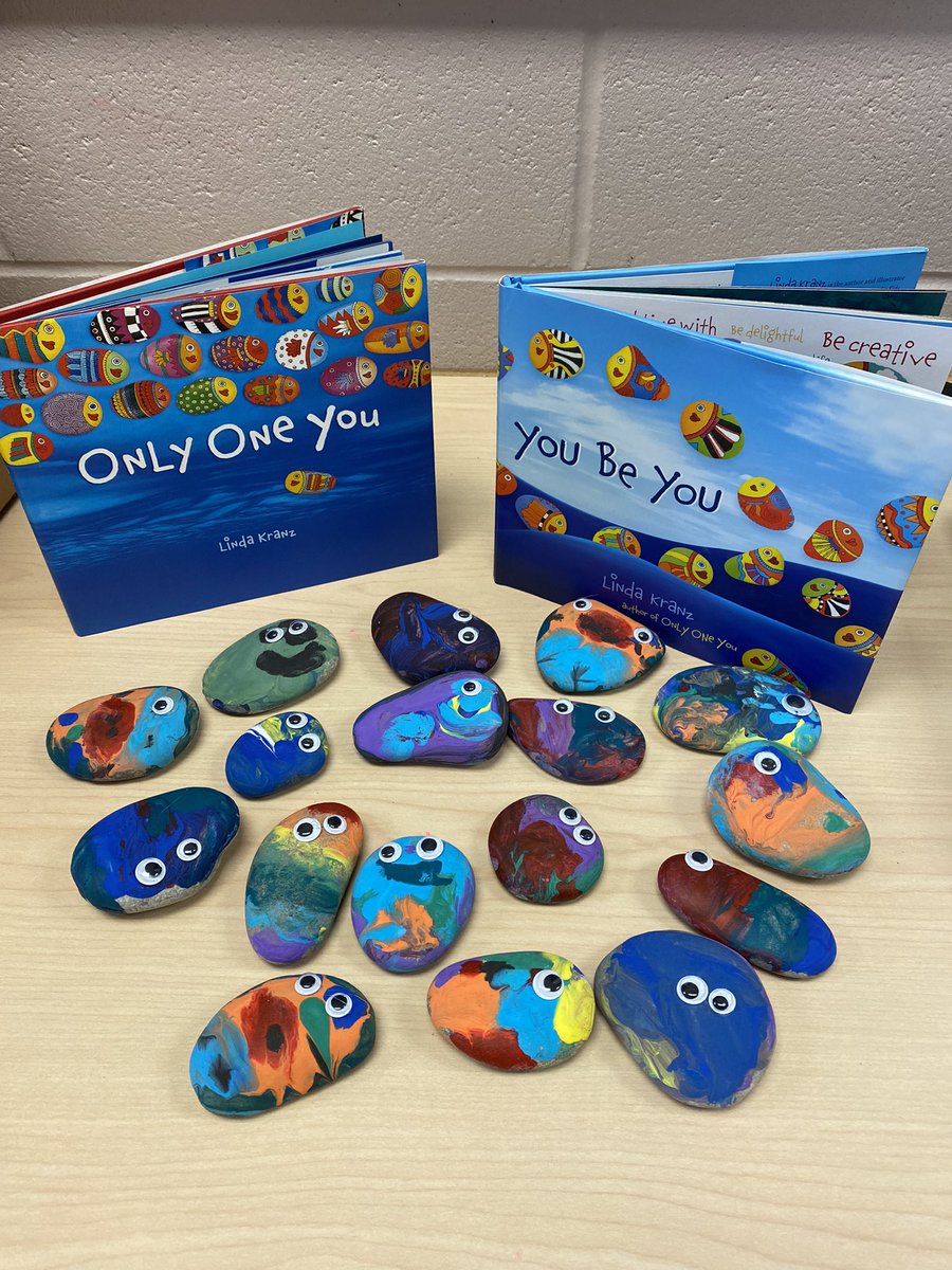 mme_barbosa's tweet photo. “There is only ONE you in this great big world” #fdk #funinart 🐡🐠🐟 https://t.co/VLb9aYkZH6