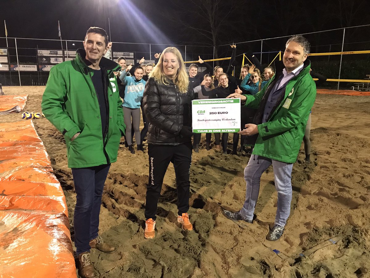 Hele mooie geste van <a href="/CdaAltena/">CDA Altena</a>, niet alleen het bedrag, maar vooral ook waardering voor waar we als Beachsport Vereniging Werkendam voor staan. <a href="/radioAFMnl/">Radio A-FM</a> <a href="/nlbeachvolley/">Beachvolleybal</a>