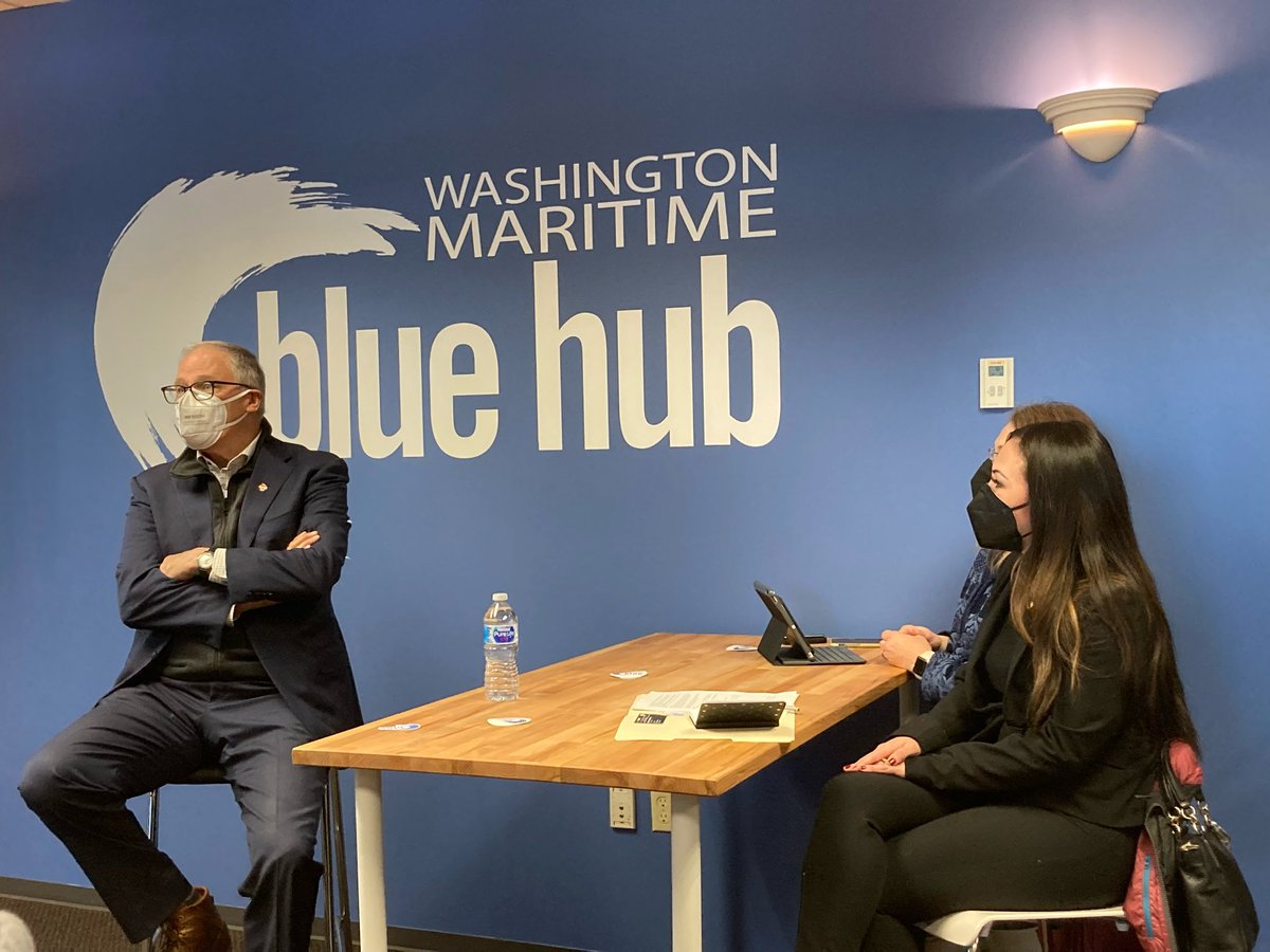 ToshikoGrace's tweet photo. Wonderful to join @GovInslee during his visit to @maritime_blue, where we got to meet-&-greet w Accelerator Program innovators working hard to transform the maritime industry to be more diverse & sustainable. #buildbackblue #bluenewdeal https://t.co/yxRzQvHYRf