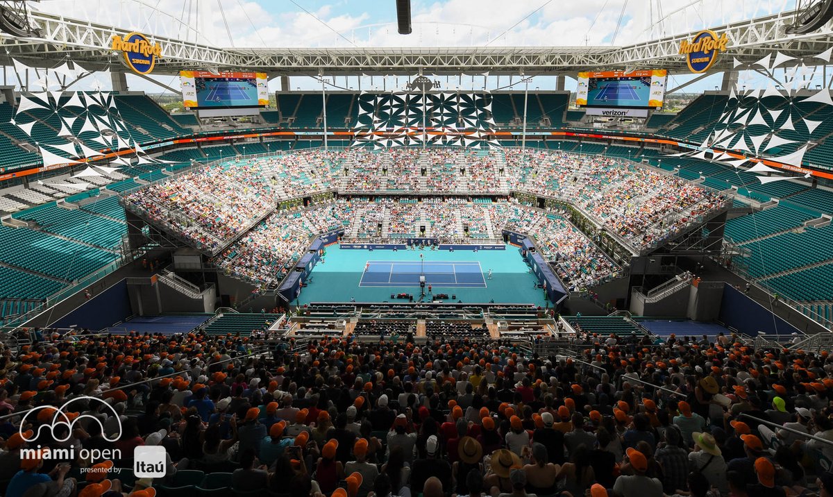 MiamiOpen's tweet photo. March means it's MIAMI OPEN MONTH! 🎉

Learn more about our upcoming theme days &amp; nights along with discount codes and the giveaway of the day in this 🧵 below ⤵️ https://t.co/kESbBi7WBm