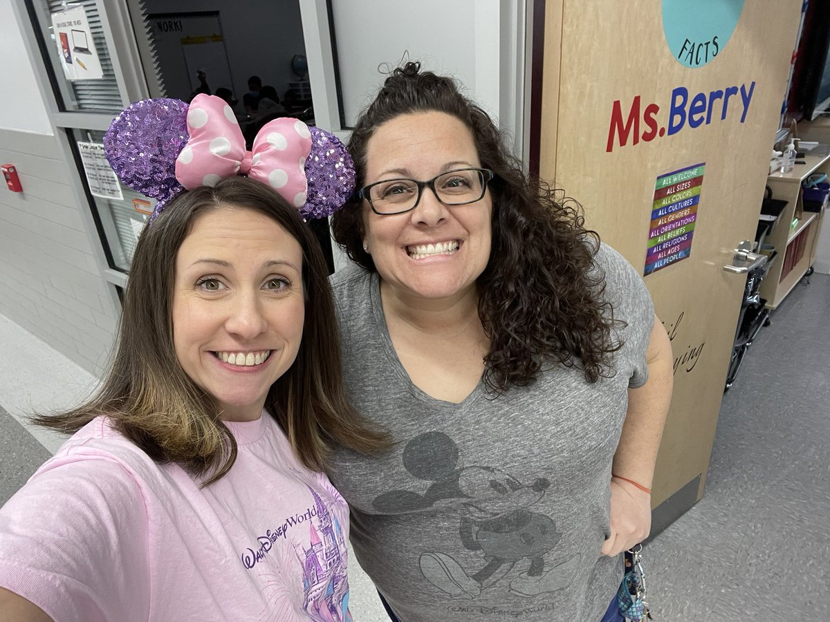 TeachCPWilliams's tweet photo. #MarchAtTheShores has begun! An entire month of staff spirit days. First one up: Disney Day 🏰  @ShoresMiddle https://t.co/BuTP3SG9NB
