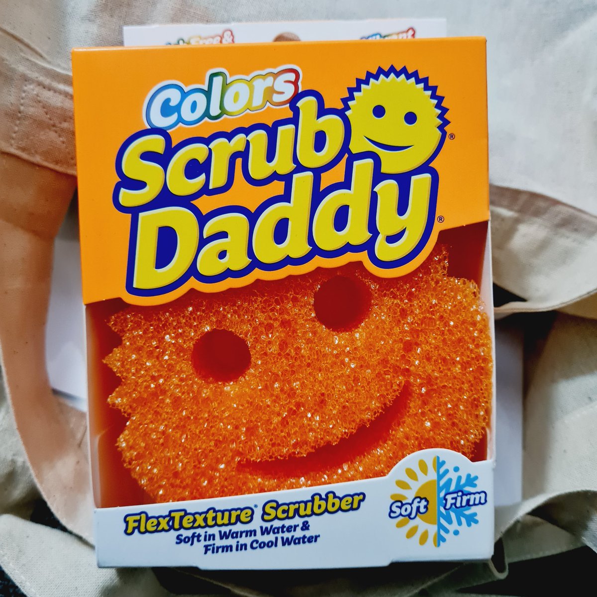 I have absolutely no idea how #SBSwinnershour works I'm ashamed to say! I've only recently come back to twitter after some time away. Still buzzing from the #SBSEvent2022 though!
I used this from my goody bag today... Its a great scrubby thing!