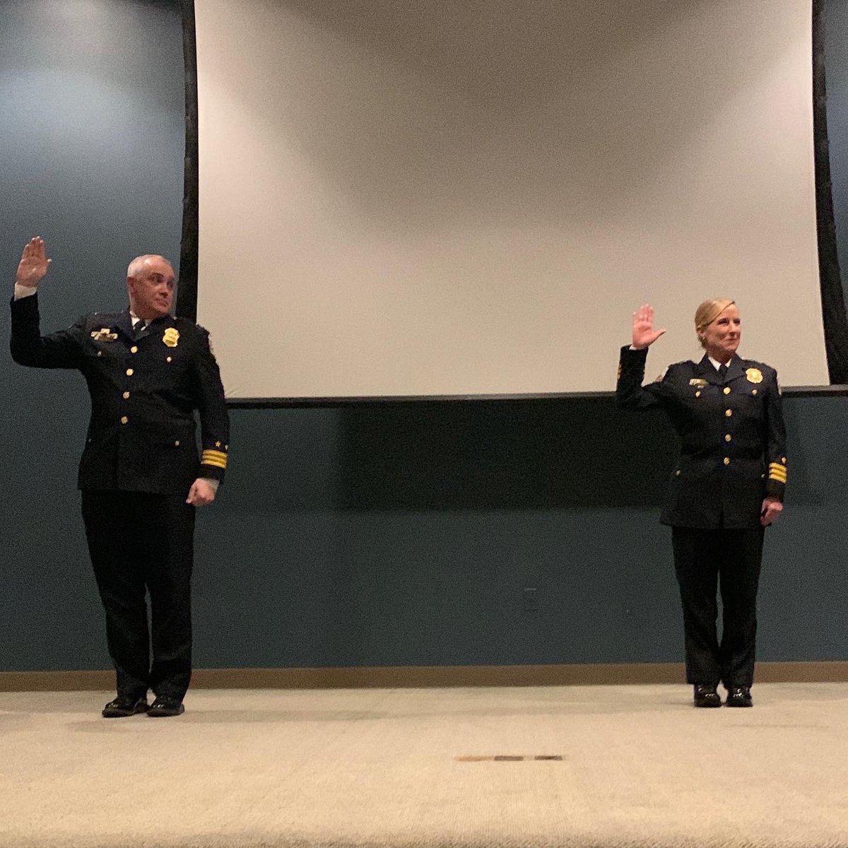 ColumbusPolice's tweet photo. HUGE congratulations to our newest Deputy Chiefs Weir and Weiner! We are extremely fortunate to have them and look forward to the amazing work they’re going to do! 🥳 https://t.co/yfdsHzmp4K