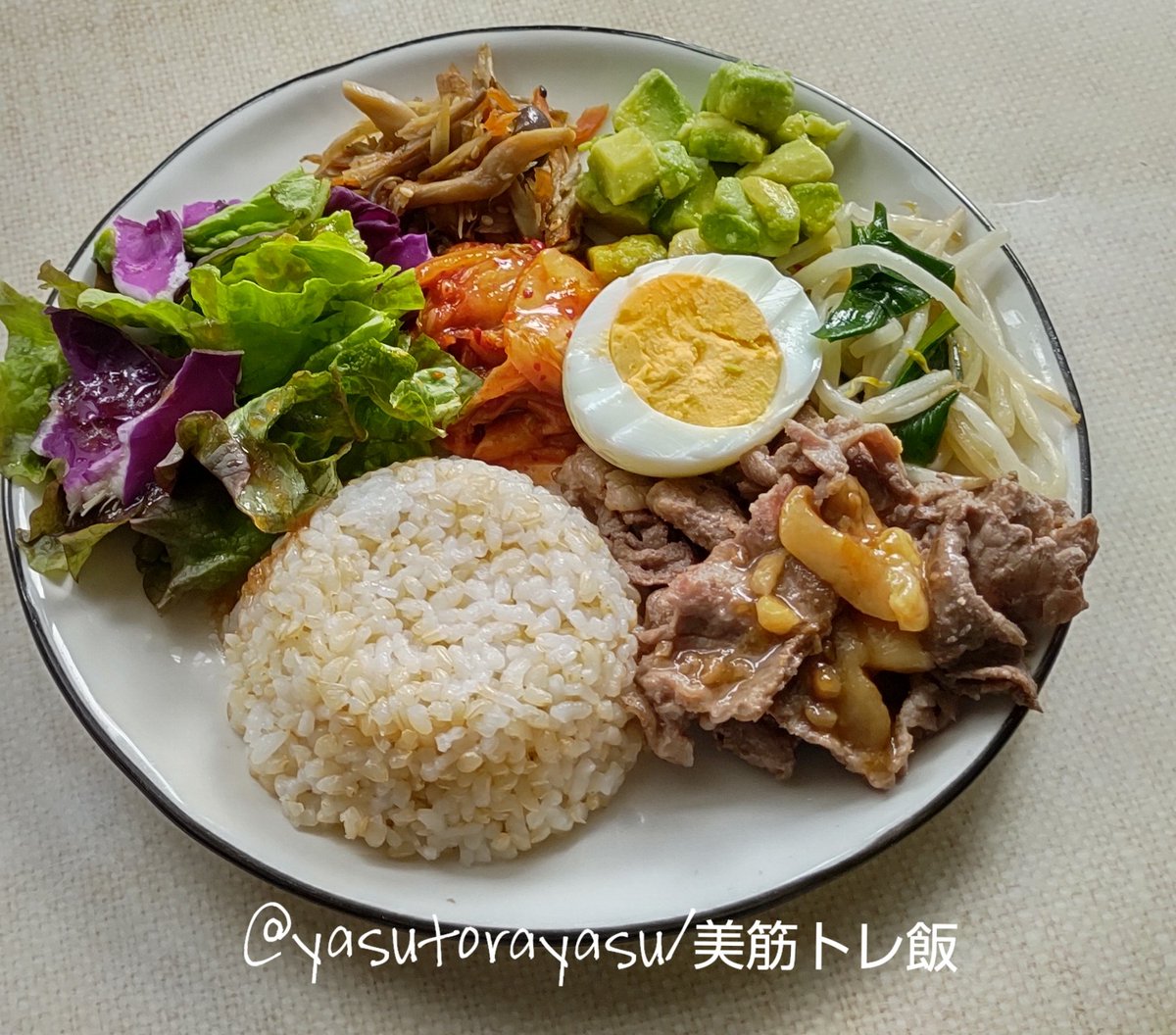yasutorayasu's tweet photo. おはにゃ😺
今日は焼肉な日🍖🍽️

牛肉🐮
ビタミン🍋ミネラル🌿
鉄や亜鉛も豊富🌈

【クレアチン】
筋肉肥大💪
筋繊維修復🏋‍♂
持久力を高める🏃‍♂　

ブログもどうぞ(♡˙³˙)
https://t.co/8aHikXETwS

#おは戦40302ms🌊
#愛のいいね
#筋トレ
#ダイエット垢
#おうちごはん
#おはのこレンジャー40302ms https://t.co/rdgbFIWjVK