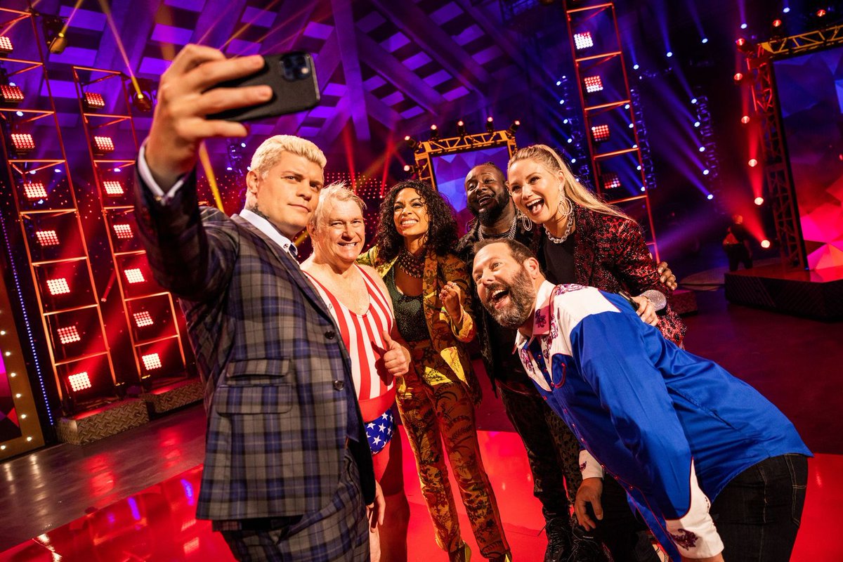 When i wear the "Stars &amp; Stripes" flight suit...LOOK OUT!!! Watch me GO BIG with my [X PERFORMANCE] this Thursday on the last round of the #GoBigShow semi-finals at 9/8c on <a href="/TBSNetwork/">TBS Network</a>!