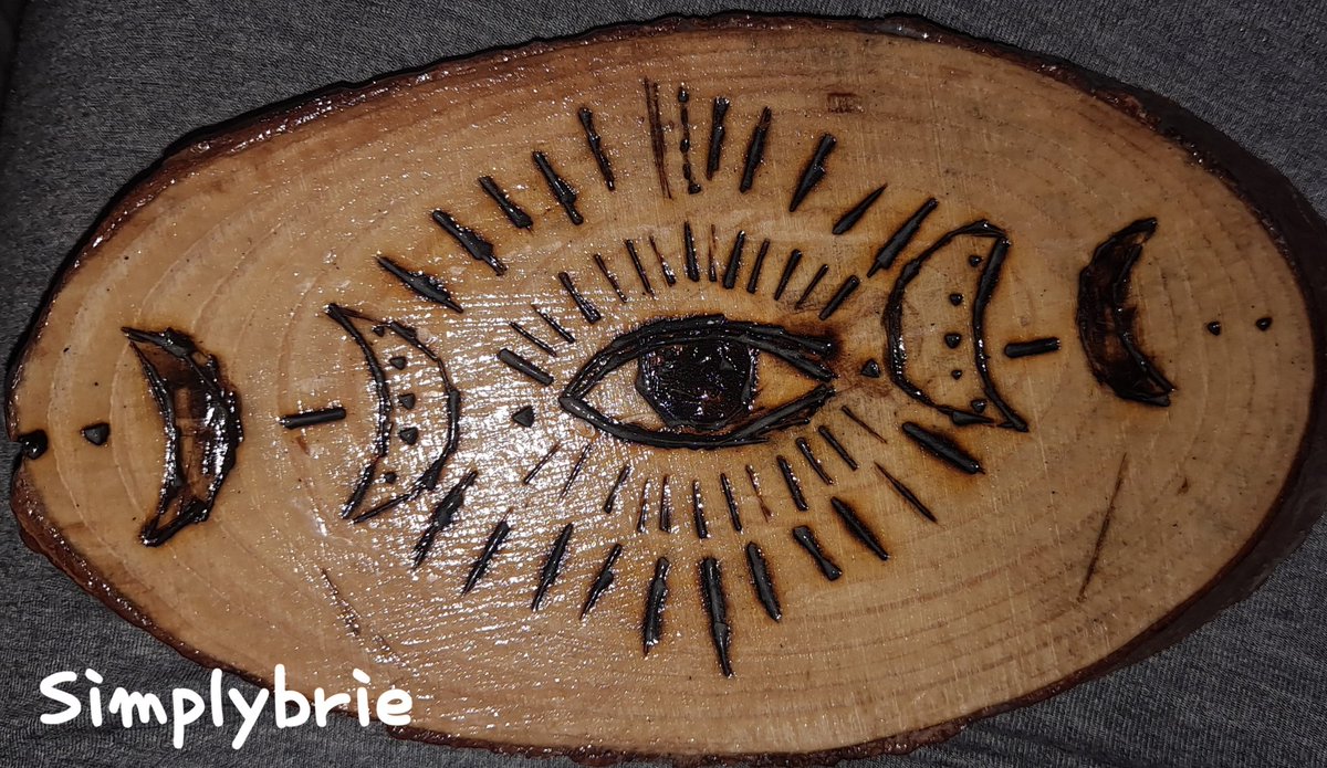 simplyjustbrie's tweet photo. First attempt at wood burning. Only burned a few times :)lol #woodburning #artwork #firstattempt https://t.co/tpQNGyqAy0