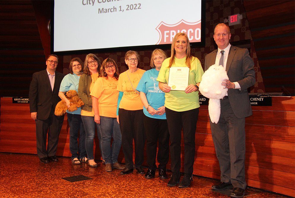 CityOfFriscoTx's tweet photo. At Tonight's City Council Meeting, Mayor @JeffCheney recognized "Frisco Humane Society Day." The proclamation recognizes the milestone of 10,000 cats and dogs adopted through the assistance of members of the Frisco Humane Society. https://t.co/VxWnSBljBK