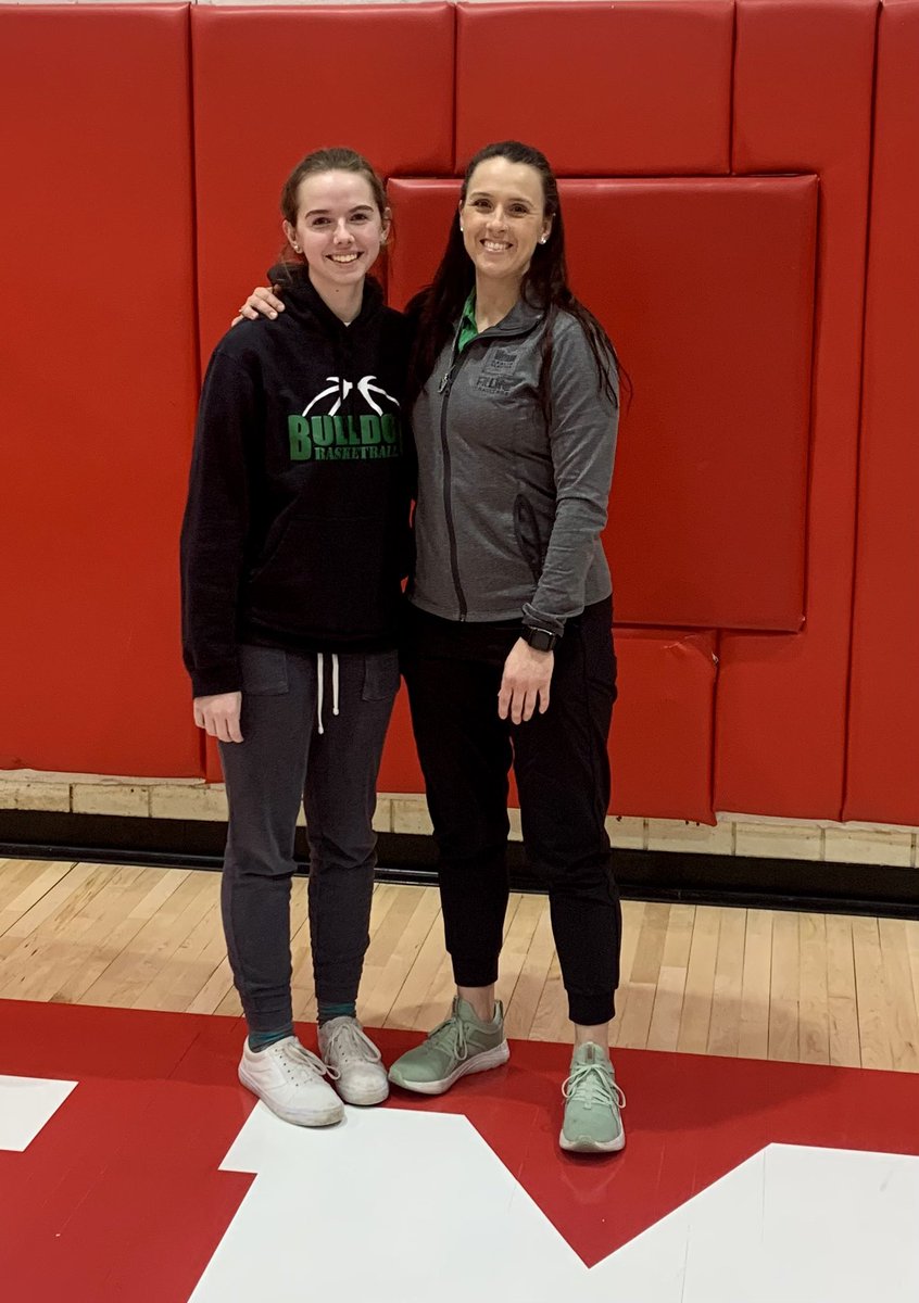 So proud of this girl! She’s been my SAT both fall &amp; winter &amp; has done amazing. She even wants to go to school for athletic training. ☺️ This was our last game together this year &amp; I couldn’t have asked for a better student. Good luck girl!! 🤩😃 ✂️