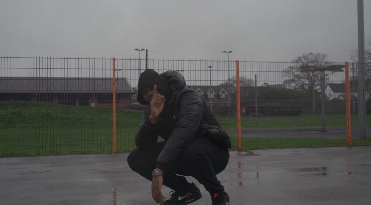 shxkz's tweet photo. I thank God for another year of my life and all the opportunities and obstacles I’ve come across 🙏🏾❤️ 1️⃣9️⃣🍾 https://t.co/R4XYm88goD