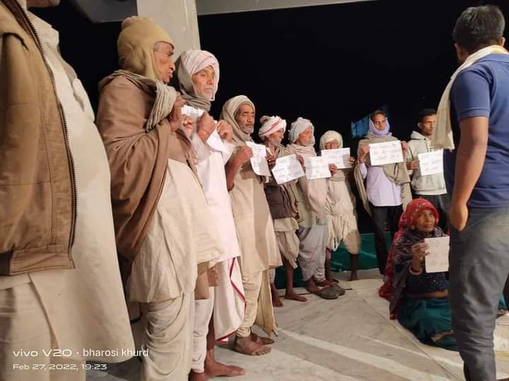 Rishi_nandri's tweet photo. रामकिशन मीणा का दुखी परिवार को न्याय मिलना चाहिए राजस्थान सरकार इस मामले में केंद्र सरकार से बात करें.. कांग्रेस व भाजपा के सभी विधायक सांसद मंत्री परिवार की मदद के लिए आगे आए @ashokgehlot51
@SachinPilot @DrKirodilalBJP @PMOIndia  @SonuSood https://t.co/sTaFSkCeXX https://t.co/6f3FbCI0la