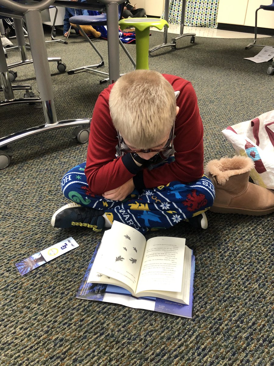 MJonesGL's tweet photo. We kicked off March is Reading Month with Pajama Day and extended reading time as well as chose our first Reading gift bag to open from our classroom book sponsors. #GLCSRyan https://t.co/YCXWOWoAqz