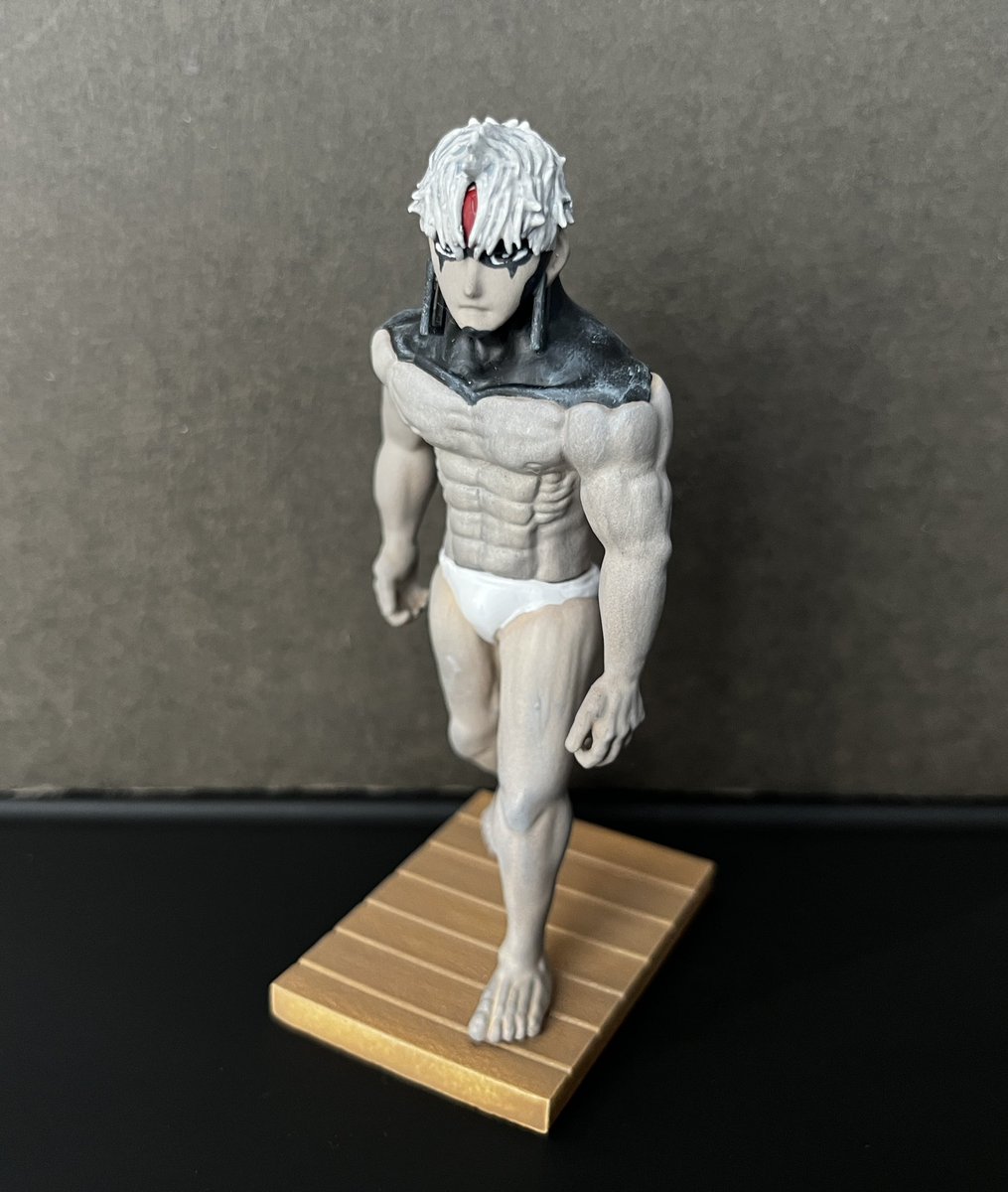 ダンダダン 人気すごい、、、ババァのフィギュアなのに、、、w