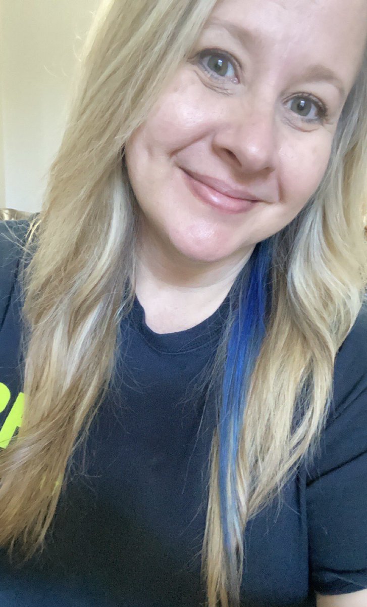 rita_harper08's tweet photo. March is Brain Injury Awareness month and this year marks the 5 year anniversary of losing our mom to a traumatic brain injury. I'll be sporting a saucy blue streak in my hair this month in honor of my beautiful mom, Clotilde, who passed on May 14, 2017 #MoreThanMyBrainInjury 💙 https://t.co/GJSMKJVuaY