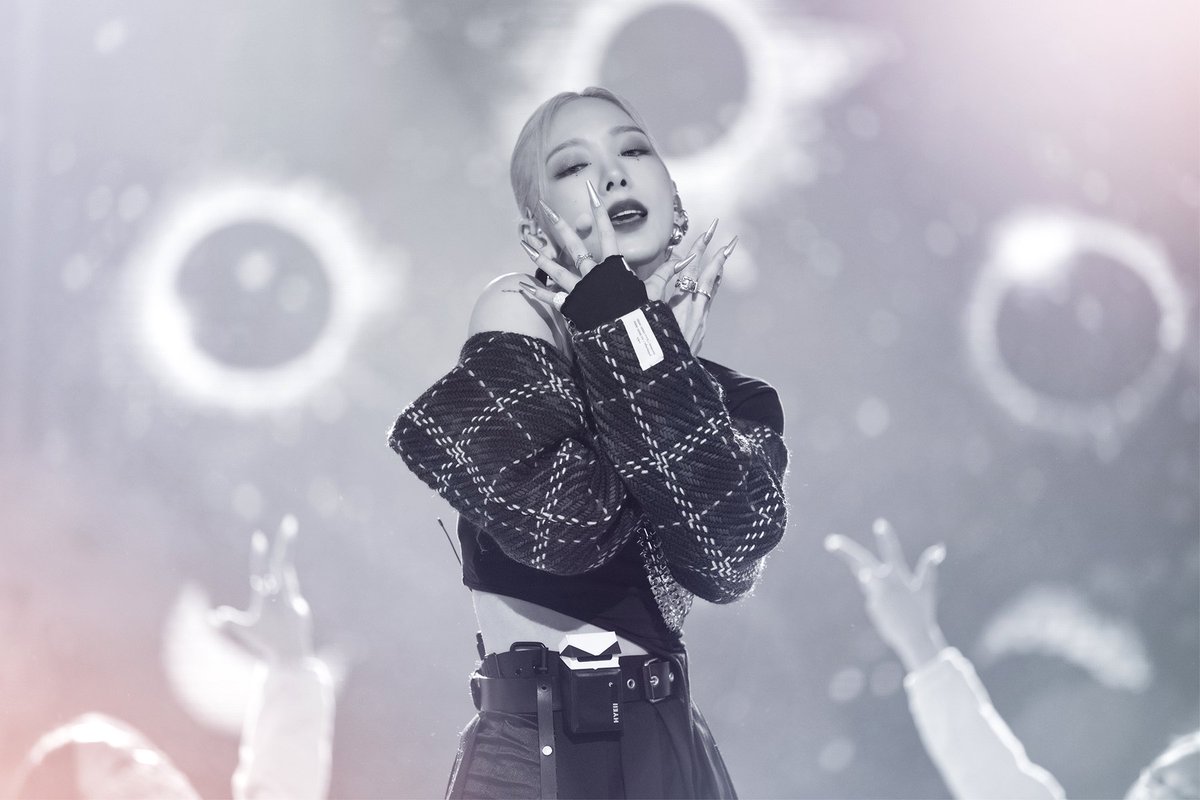 ʜᴏᴛ ᴛᴀᴇʏᴇᴏɴ (@hottaeyeon) on Twitter photo 