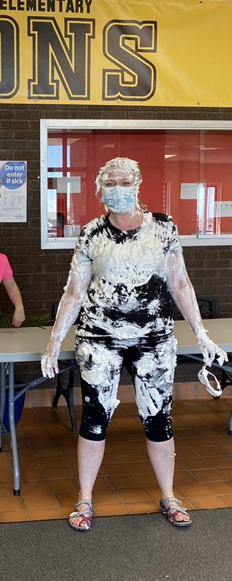 NewtownElem's tweet photo. Remember last year when students pie’ed Principal Pomroy?  Well this year she’s going to get wet!  The class that sells the most 50/50 tickets will get to dunk her at a Beach Party! Tickets on sale Thursday! #5050 @NLESDCA #NL  #lionslotto @islandwidepromo #thisisgoingtobefun https://t.co/9he5NW6MAc