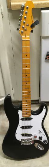KingstonPolice's tweet photo. Police seek public’s assistance in identifying suspects involved in guitar thefts at local school https://t.co/izaEYEFlEZ #ygk https://t.co/gLDFKlAsQx