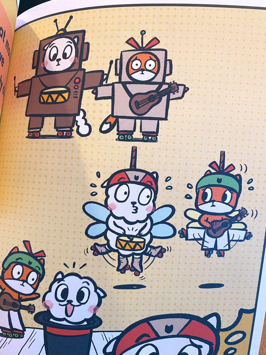 LBookends's tweet photo. Our kids at school already love @candynjames’ Archie &amp; Reddie series, but we are all especially crazy about the latest book: Look What We Can Do! They’re totally accessible for our youngest graphic novel readers, but they’re enjoyable for bigger kids, too! A perfect mix! #kidlit https://t.co/TWsul3VDJc