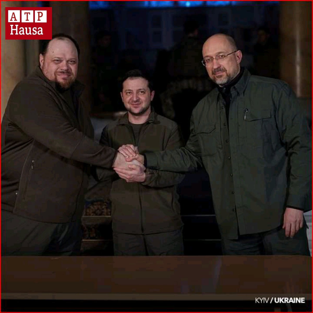 AtpHausa's tweet photo. Shugaban kasar Ukraine ya Rattaba hannu a takardar Shiga kungiyar Tarayya turai, (EU), https://t.co/ROLNOE1PkF