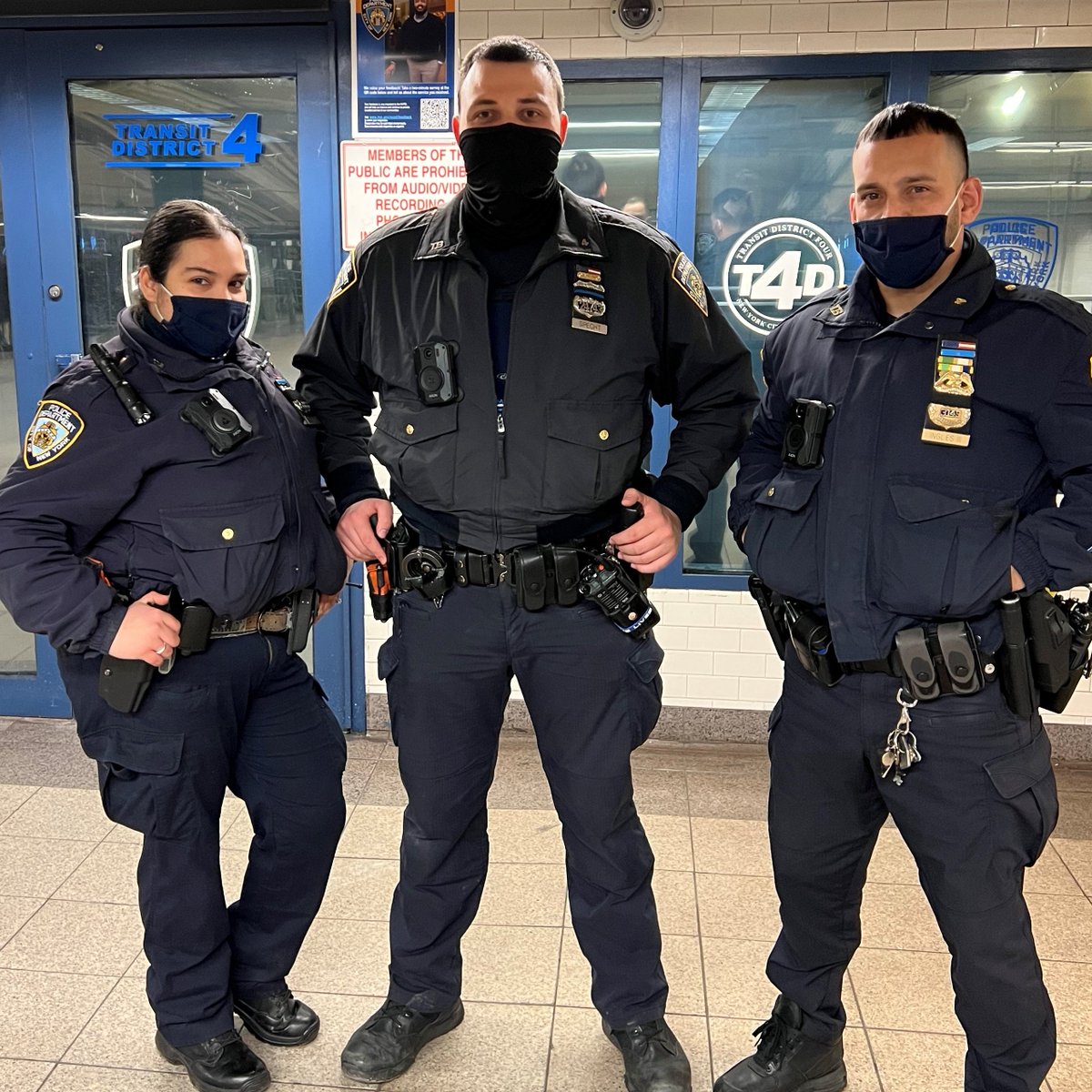 While you were sleeping, officers from <a href="/NYPDTransit/">NYPD Chief of Transit</a>
were on the lookout for a person who had previously set multiple fires inside <a href="/NYCTSubway/">NYCT Subway</a> stations. Thanks to our eagle-eyed officers, they were able to arrest the individual &amp; close a 4-incident arson pattern.