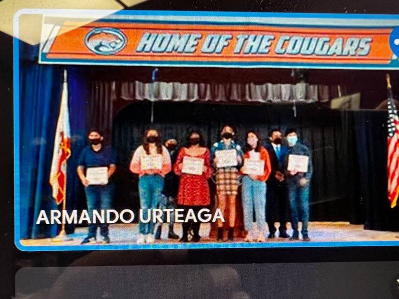 The STATE recognized Cougars are excelling! 🏅

An incredible 640 Kolb MS students were honored at the 1st semester Honor Roll Assembly. That’s 65% of Kolb MS students. Wow! 

Held virtually, almost 300 parents logged in to see their students honored! 

Awesome! Go Cougars! 🐱