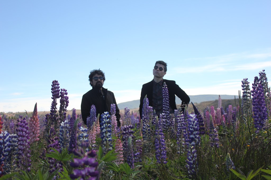 <a href="/hgradiofm/">HG Radio®</a> #DalePlay <a href="/diegoperaltar/">Diego Peralta</a> <a href="/humboldtbanda/">Humboldt</a> <a href="/LanzaInter/">Lanza Internacional</a> y <a href="/asdeorosrock/">As de Oros</a> #ponleoreja Checa sus rolas son chid@s Weys!!! Salurocks &amp; #MASMUSICACL 👋🎶😎💯