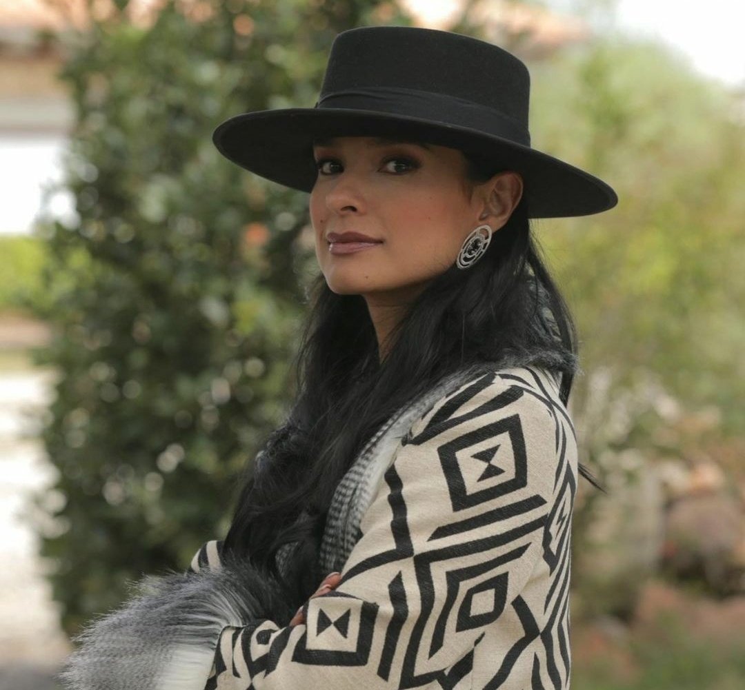 NicaGav's tweet photo. Un millón de gracias!!! 🥰❤🐴💥
@PAOLAREYACTRIZ @juanbaptistad
@PasionGavilanes @PasdeGavilanes #JimenaYOscar #PasionDeGavilanes2 #GraciasPorVolver #GraciasGatoyPao https://t.co/Nb6HAMsVgI