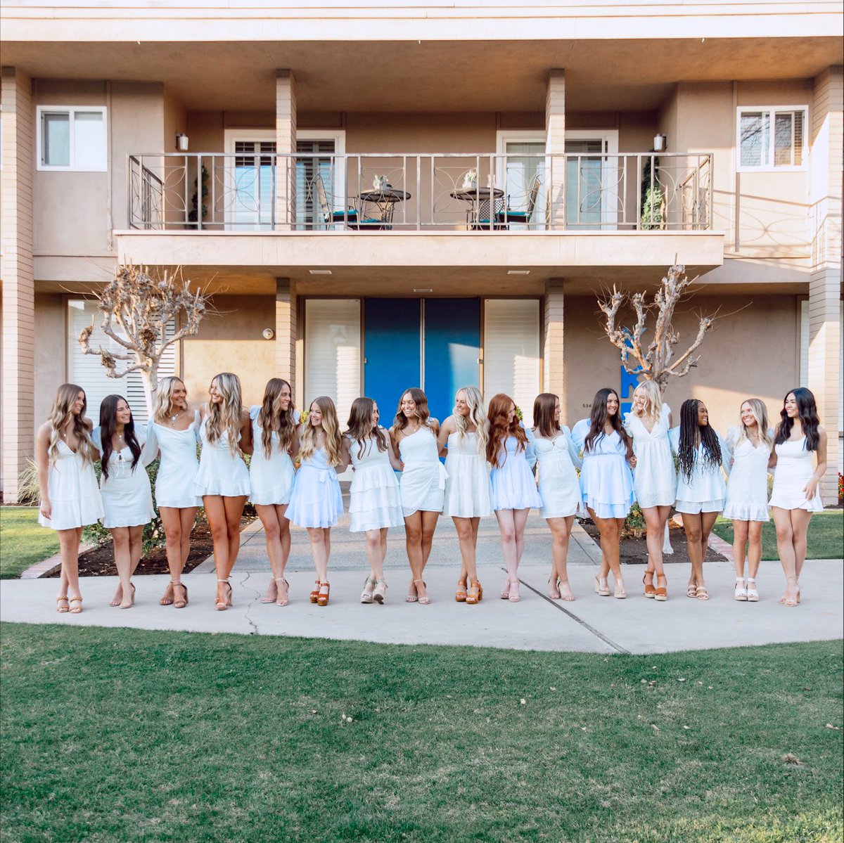 We are SO excited to finally reveal our 2022 Chapter Council! 🗝