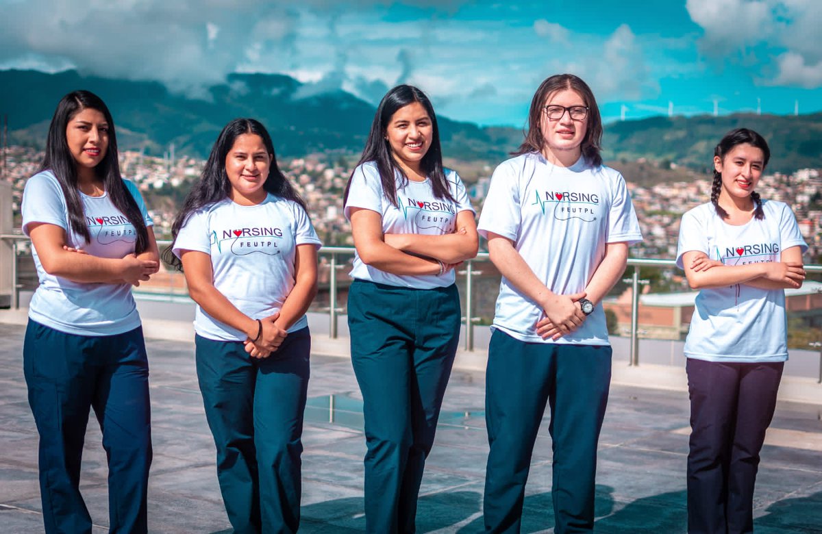 Todo proyecto empieza con una gran idea.Hace un año empezamos con un cambio total para nuestra carrera, transformando entornos, creando espacios de voluntariado, haciendo congresos, cursos y formando un club de risoterapia que ahora lleva el nombre NURSING UP!
Att.Directiva 2021