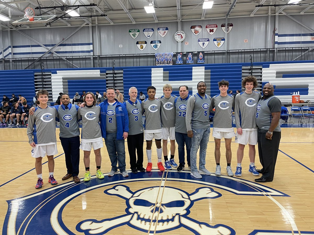 Congratulations to our <a href="/CHSMarauder/">Carlson High School</a> Boys Basketball Seniors!  Good luck tonight!!! <a href="/GSDathletics/">Dan Kalbfleisch</a> <a href="/shultzatcarlson/">Jessica Shultz</a> <a href="/superGSD/">Amy Conway</a>
