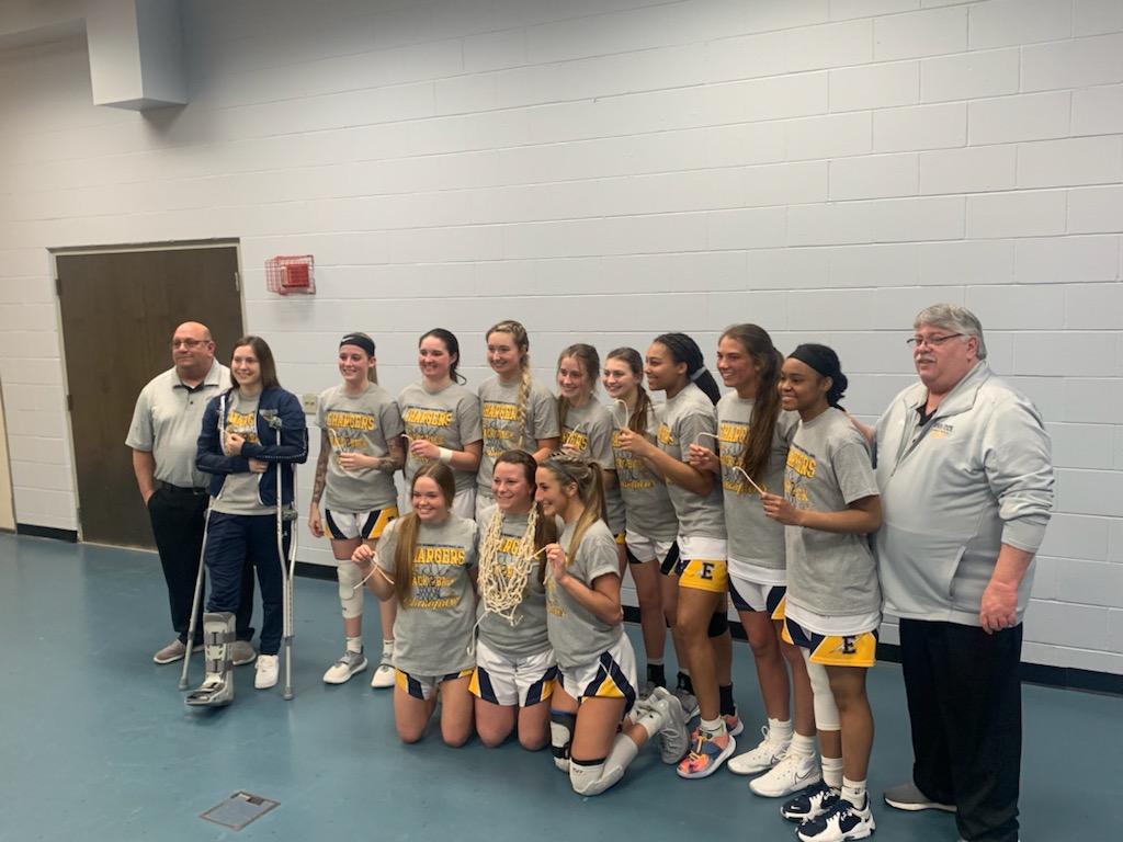 ESCC_Chargers's tweet photo. Great article about the Lady Chargers!⚡🏀 @TimTmcmahon4 @escc_wbkb
@EdisonOhio @OCCACSports
@NJCAARegion12 
https://t.co/uy7HtK06Gl https://t.co/yXlBu9kpDQ