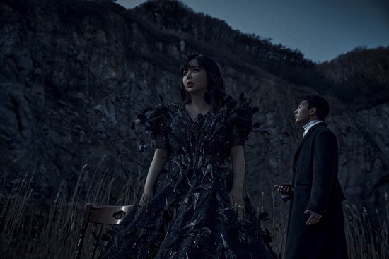 theseoulstory's tweet photo. Park Bom to make her return with MeloMance Kim Min Seok

The track ‘Flower’ will officially be released on March 11 at 6PM KST

Source: https://t.co/lpMQHYM6HH https://t.co/ZYpi8b0KpU