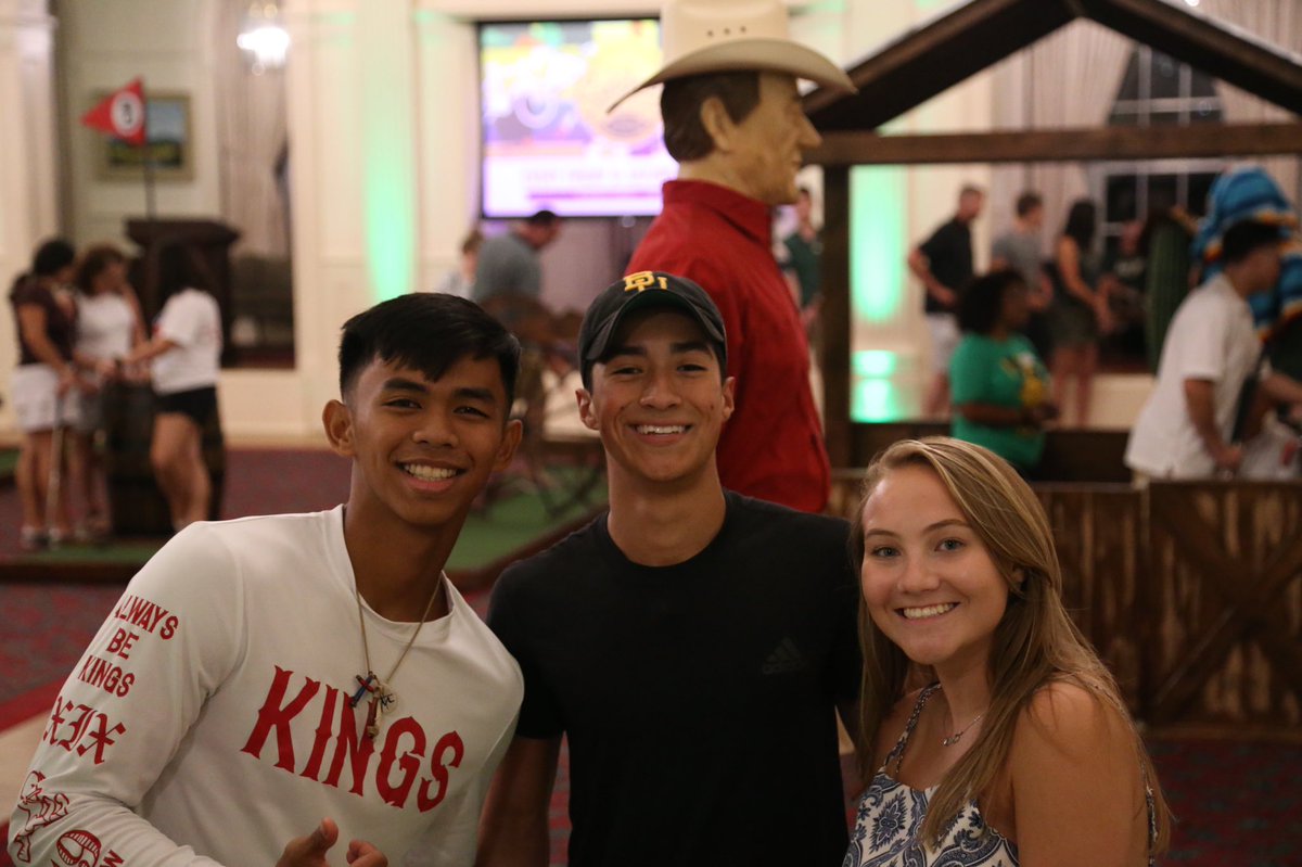 It starts with you! From All-University Sing, to Christmas on 5th, to Sundown Sessions, you have the chance to plan the events that define the Baylor experience by serving with Baylor Campus Programs! Click the link in our profile to learn more and apply by Friday, March 18. 💚💛