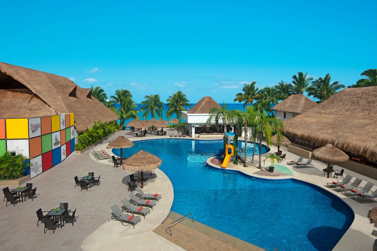 MagicHotels's tweet image. El incomparable Sunscape Sabor Cozumel.

Cozumel, Quintana Roo. México

@SunscapeSabor