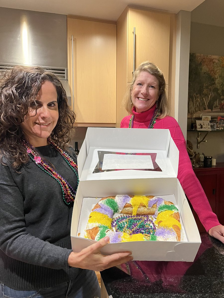 .<a href="/BayouBakery/">Bayou Bakery</a> Thank you for a fun Mardi Gras! Greets music, drinks and food and thank you for the complimentary king cake! #Delicious