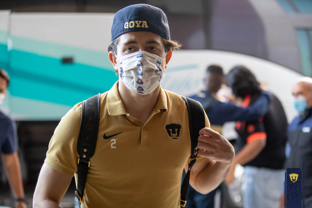 PumasMX's tweet photo. ¡LLEGAMOS! 👋

Ya estamos en Torreón, listos para el encuentro de mañana. 🐾⚽️

#ComoDebeSer #SoyDePumas https://t.co/bQbyCVvUWz