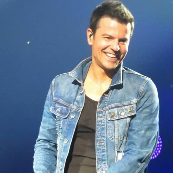 katooooooo01's tweet photo. #weneedjordanback #wewantjordanback #jordangirls #jordanknight #jordanknightofficial @dannywood @NKOTB @DonnieWahlberg @joeymcintyre @JonathanRKnight Can you tell him that we miss him please? https://t.co/tdA6DAp7YC