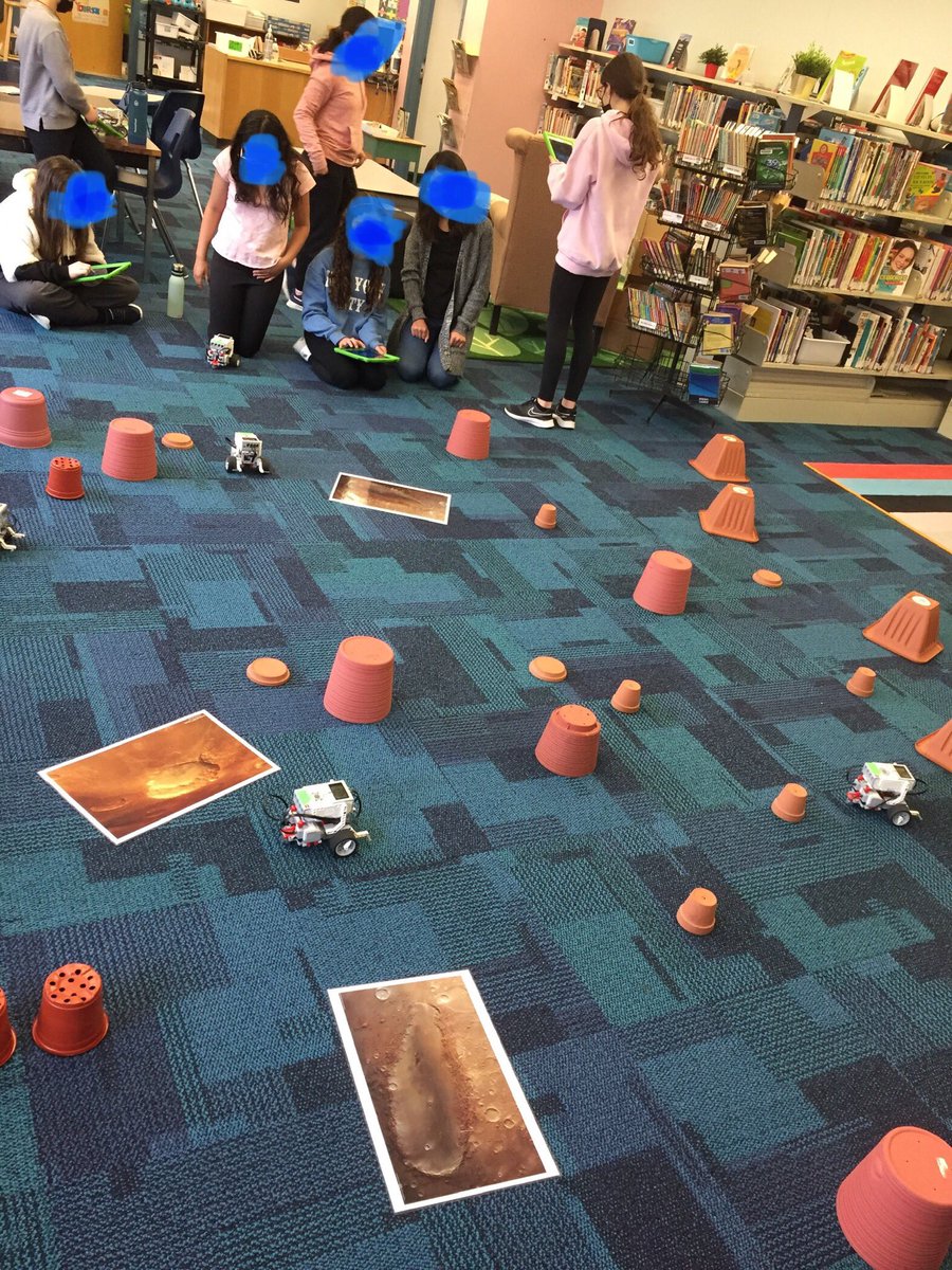 Grade 6 Space Day was so much fun. Thanks @cdnspaceguy for the adventures and presentation. <a href="/TDSB_STEM/">TDSB STEM K-12</a> <a href="/Wendy_Terro/">Wendy Terro</a> <a href="/MarcGarneauCI/">Marc Garneau Collegiate Institute</a> <a href="/tdsb/">Toronto District School Board</a> #stemrocks #lego #Mars