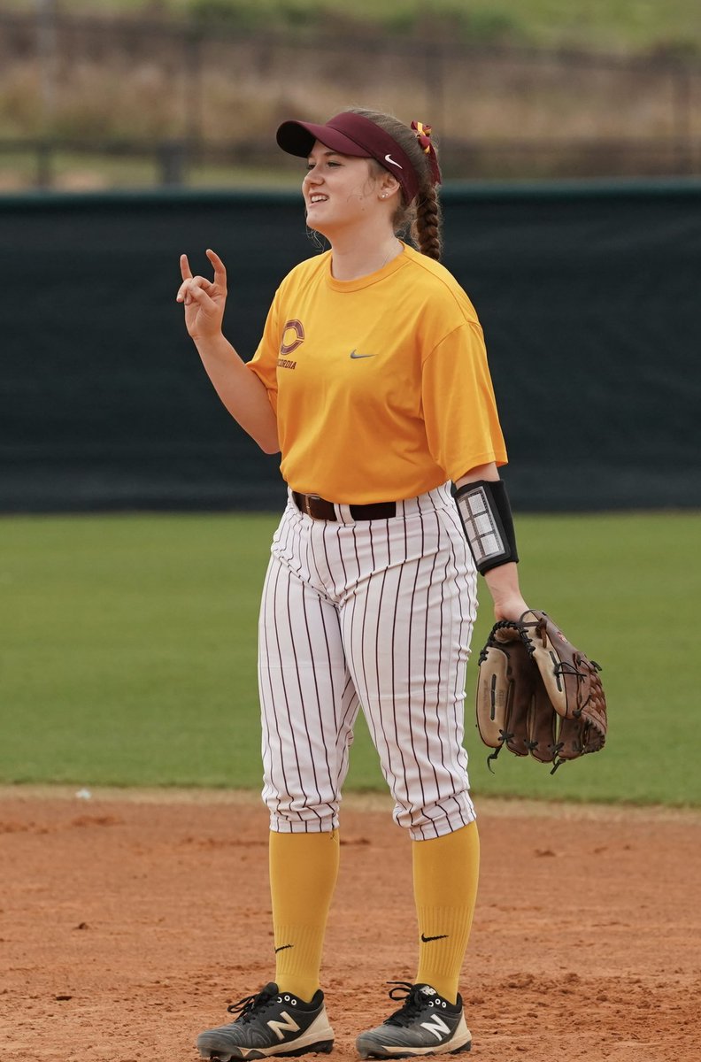 JrKinMT's tweet image. More Cobber Softball pics…@CobberSoftball