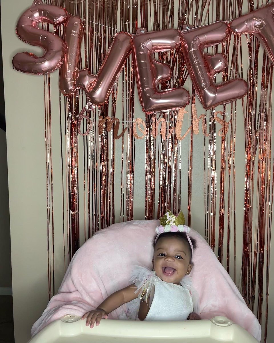 _bashfulbeauty's tweet photo. Kyleigh’s Sweet 6️⃣ Months💞

Baby girl is officially half way to one &amp; we celebrated her with a dessert party.

love you always &amp; forever Kyleigh Rose🌹

#6months #MySweet6Months #BabyMilestones #babygirl #mootherhood #motherhood https://t.co/9eE3hpV2LF