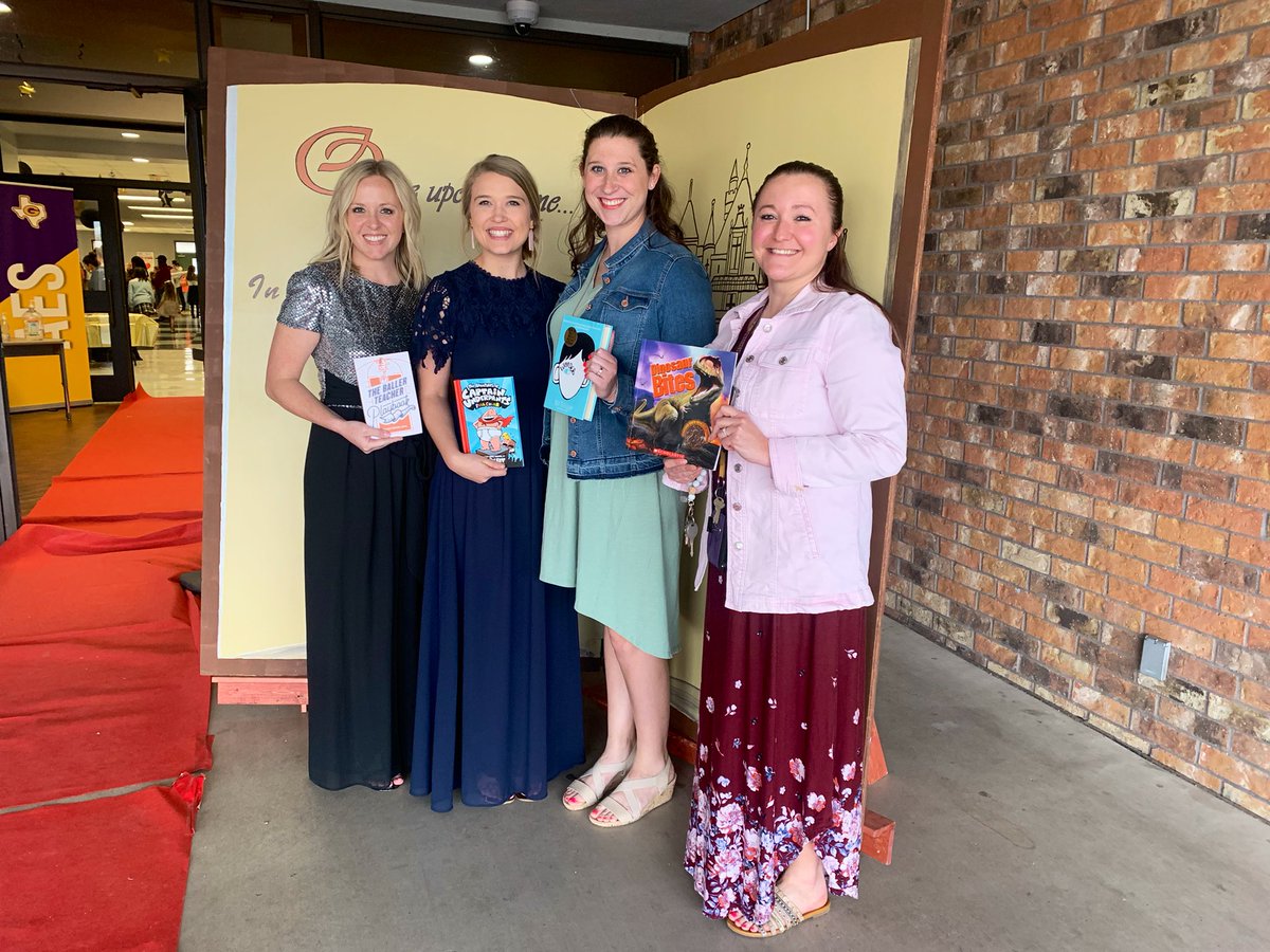 What a perfect night at BOOK PROM! We had the best time! Thanks to <a href="/McPhersonAES/">McPhersonAES</a> for all the fun. #bookprom #ActonFam 📚