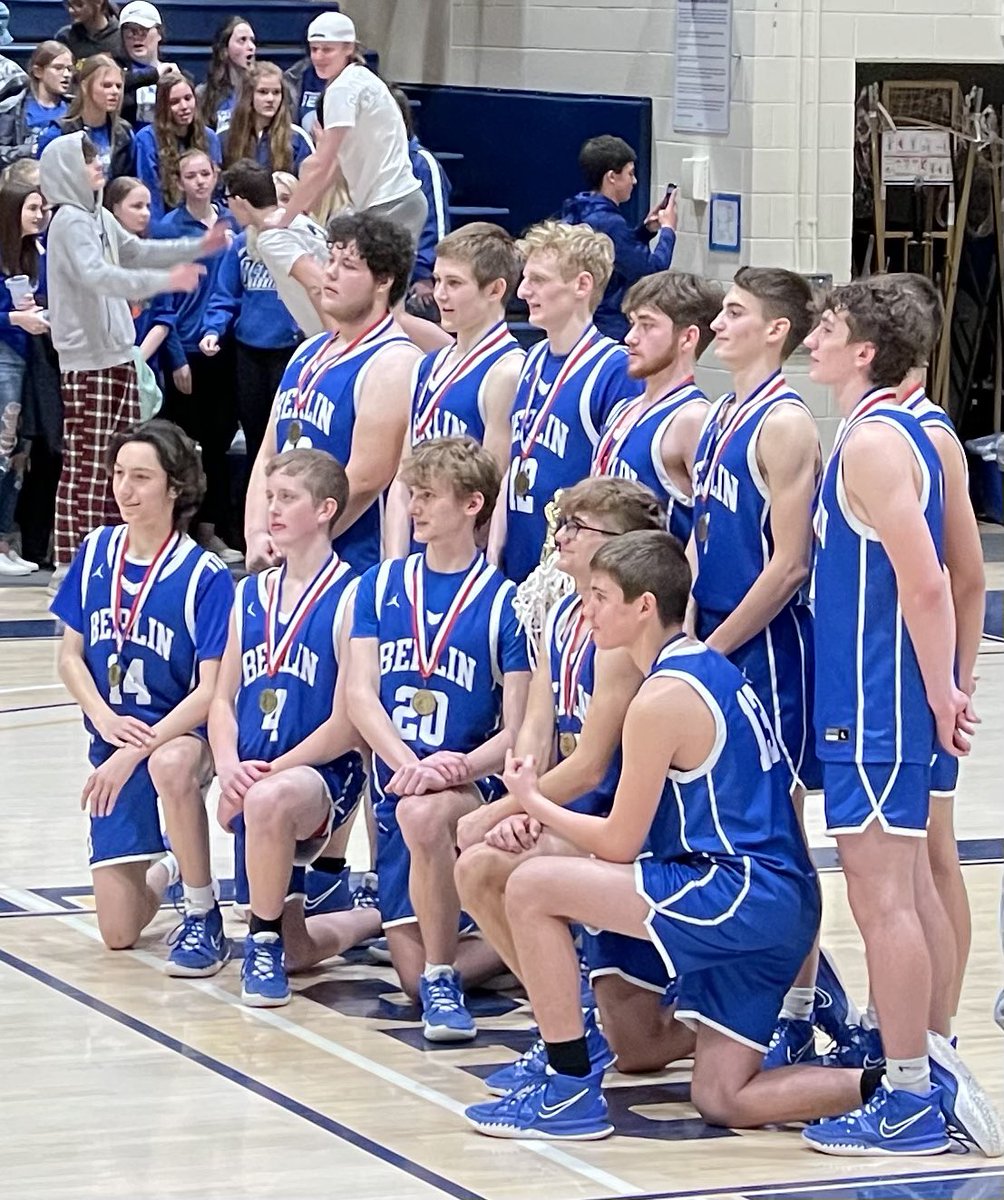 BerlinAthletics's tweet photo. Congratulations, D5 Champions..!!#MountaineerNation https://t.co/PmvQYQ1jVd