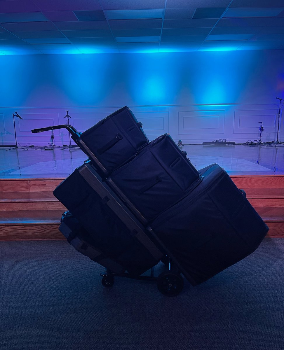 gruvgear's tweet photo. Ready for the call? 🥁🥁🥁 #VELOC https://t.co/fgUTLWTCBb