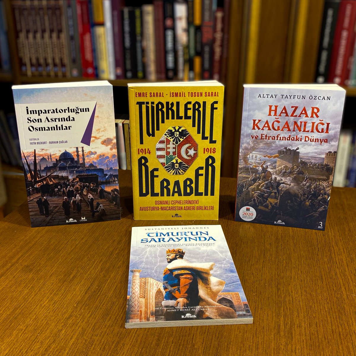 ÇEKİLİŞ📚

Bu tweet'i RT ederek hesabımızı ve <a href="/KronikKitap/">Kronik Kitap</a>'ı takip eden 3 kişiye aşağıdaki görselden seçeceği 1 kitap hediye.

Son katılım: 23 Mart Çarşamba.

kronikkitap.com