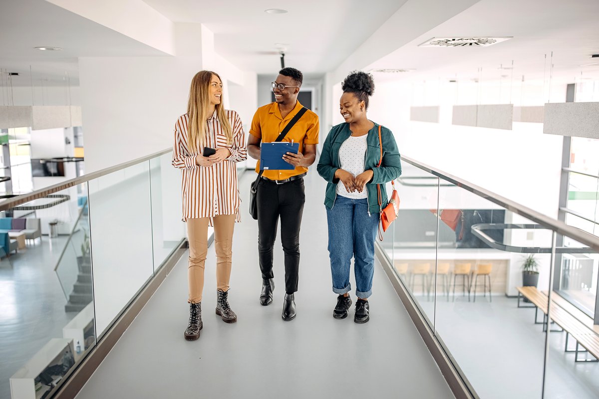 EU_EESC's tweet photo. 📢#EUTrainees wanted!
The registration for the Autumn 2022 🍁Traineeship Session is open. Don't miss the opportunity to join the #EUCivilSociety institution!
📅16 Sept 2022 - 15 Feb 2023
👇Click here and apply by 31 March
https://t.co/jMv78R10f0
#EUJobs #EUCareers https://t.co/zki9ZsDAFO