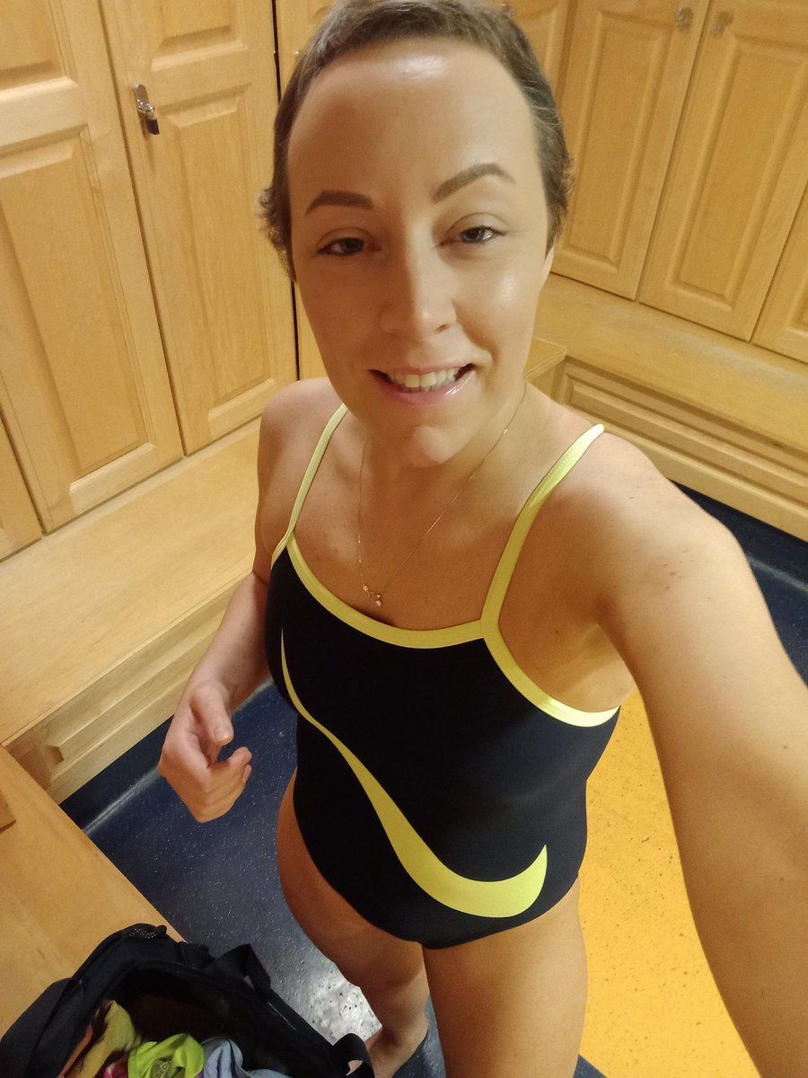 AoifeMcculloug2's tweet photo. Finally back in a gym after 8 months!! Taking up a new sport, swimming of course...less taxing on the body after major surgery. #swimminglessons #backatit #soexcited #getfitter #OvarianCancer https://t.co/DnPPtNUTn2