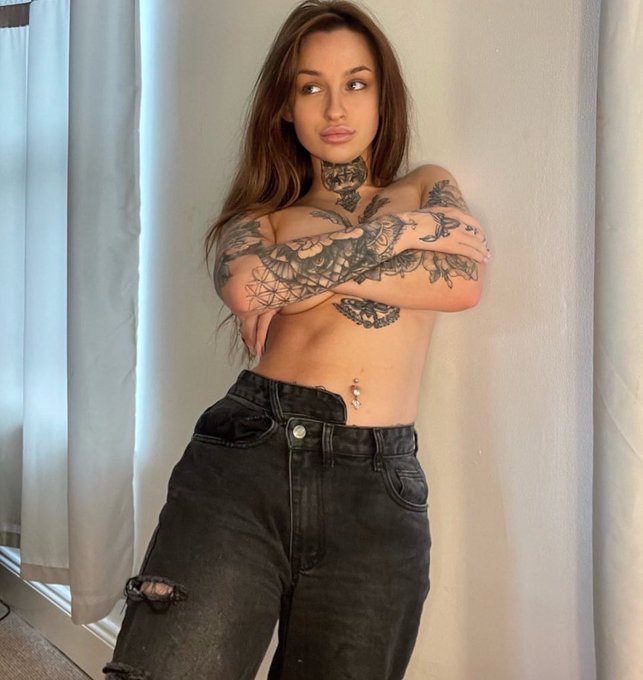 moody x https://t.co/i21siuRe8Z