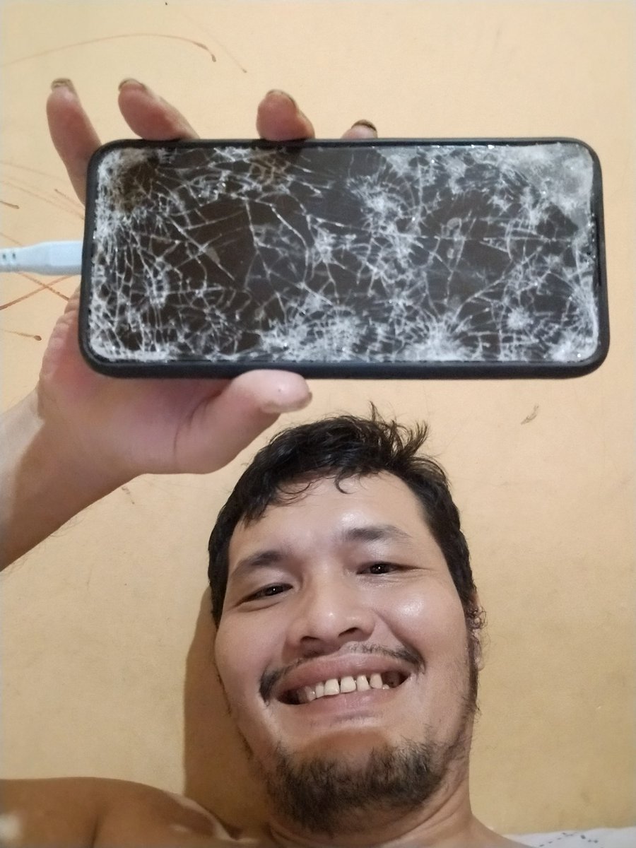PetugasRakyatRI's tweet photo. Berhubung Kena Musibah dan Lupa Email hingga no HP untuk masuk ke akun @Nicho_Silalahi ataupun @NGiskos maka untuk sementara waktu terpaksa ngikutin saran Pom Bensin dimulai dari Nol lagi. Mohon teman² maklum kecerobohan saya serta RT.
CC. Uni @zarazettirazr ayang @Stevaniehuangg https://t.co/WStABmXTe7