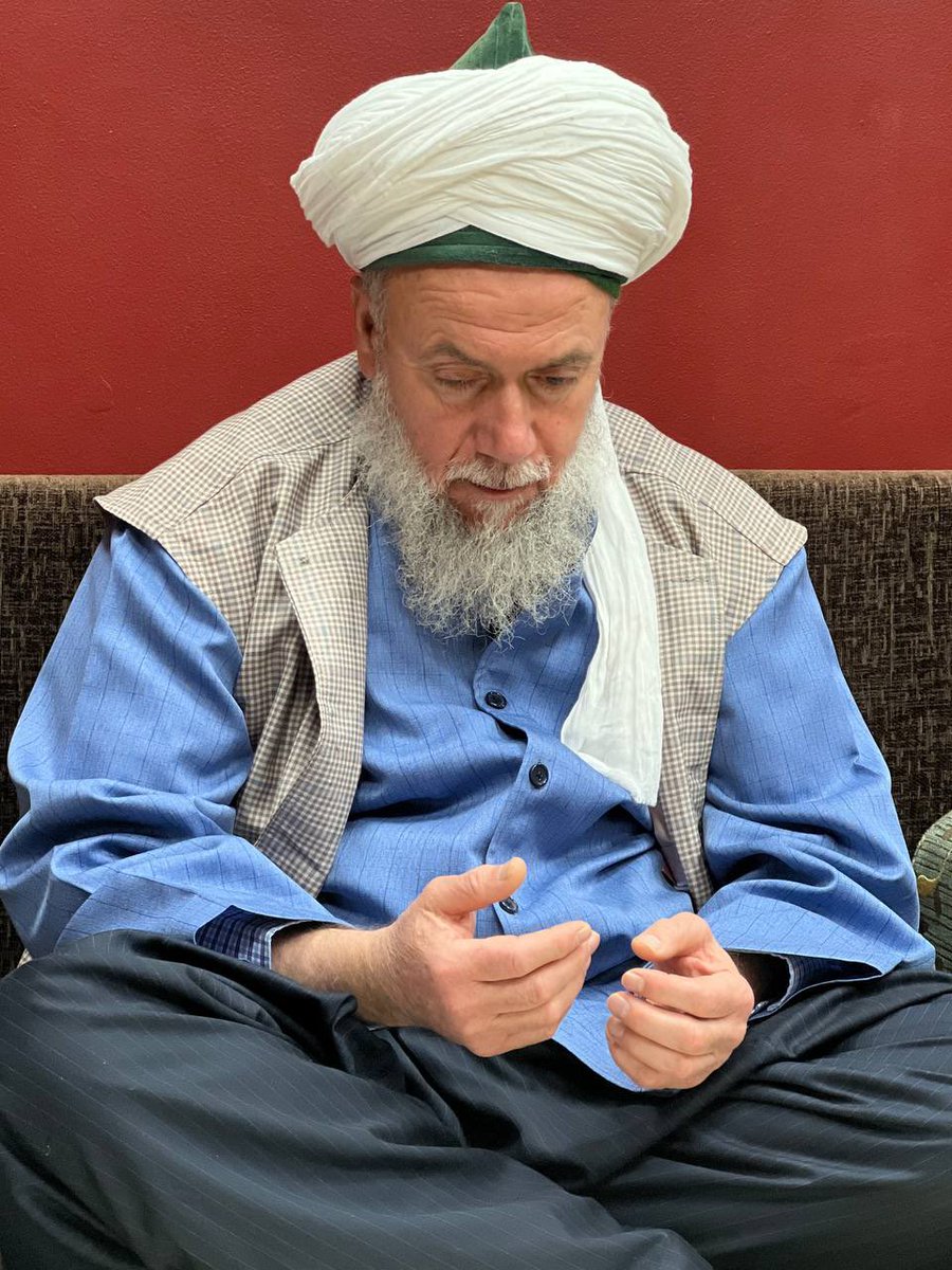 MawlanaUKTour's tweet photo. #MSMUK22

● Arrival #Luton

Alhamdulillah, Mawlana Shaykh Muhammad Adil ق has arrived at the zawiya in Luton.

#ShaykhMehmetEffendi
#NaqshbandiHaqqani https://t.co/wrliB8hGZ7