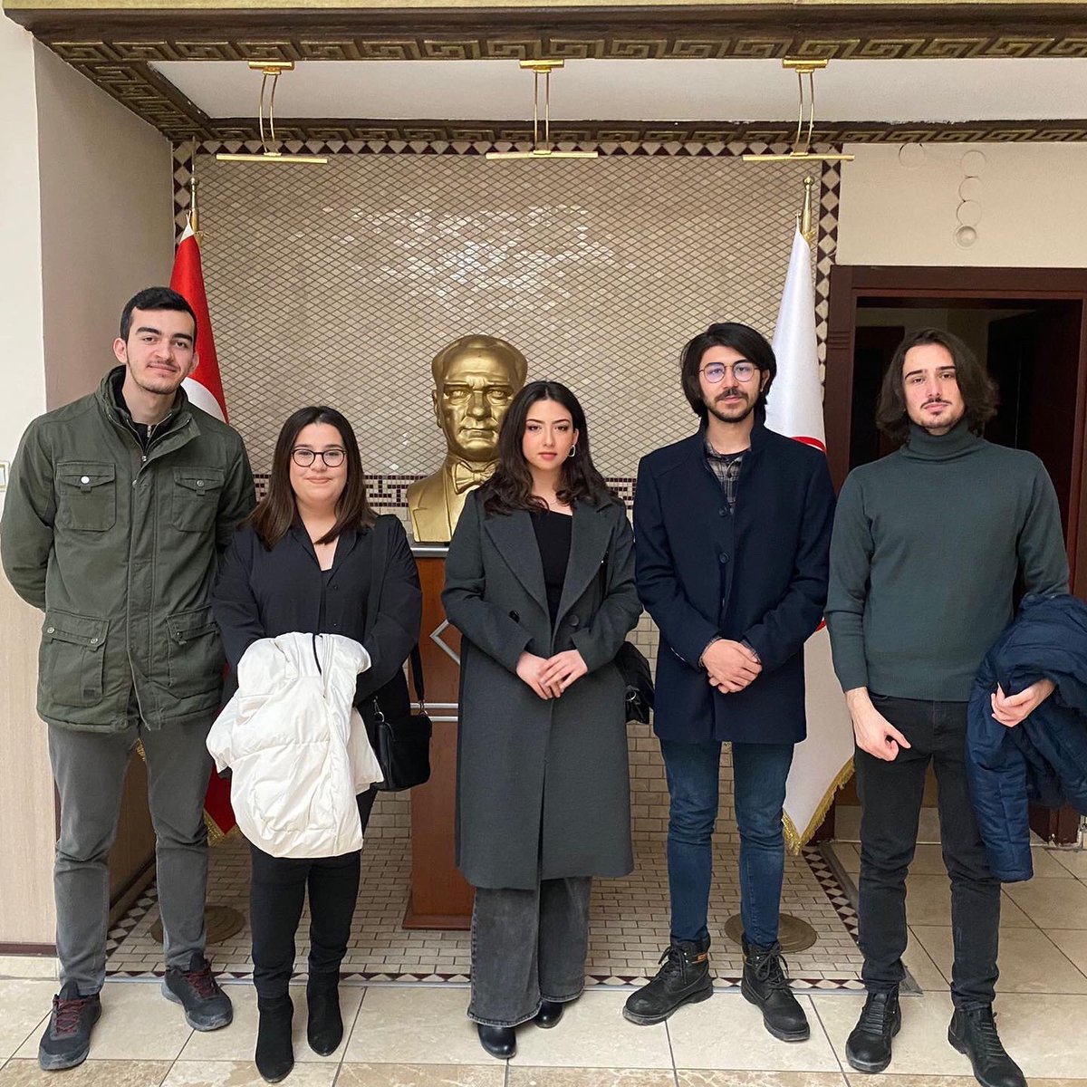 Duruşma komisyonumuz Afyonkarahisar İdare Mahkemesi'nde duruşma izleme etkinliğine katıldı. Katılım sağlayan arkadaşlarımıza teşekkür ederiz.